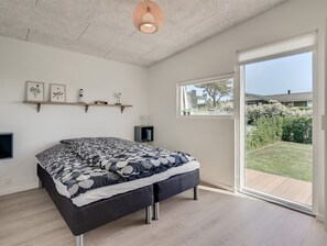 4 bedrooms, internet