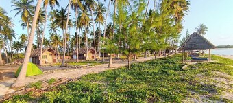 Kanga Beach Paradise