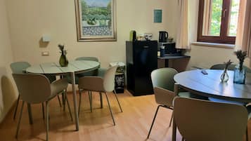Petit déjeuner en libre-service compris tous les jours