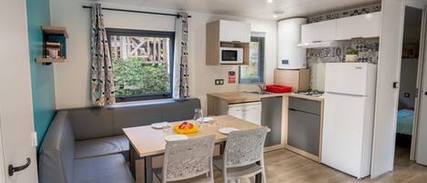 Mikrowelle, Herdplatte, GeschirrspĂŒler