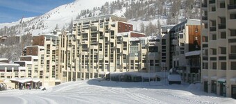 Modern and cozy studio at the foot of the slopes in Isola 2000