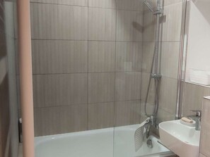 Hair dryer, towels