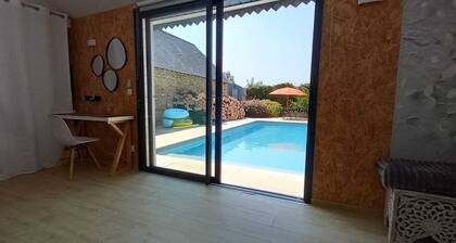 A quelques pas: RiviÚres, Chateaux, Parcs, Vélo Francette, logement avec piscine