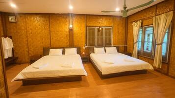 Free WiFi, bed sheets