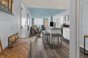 Interior - 1 Bedroom Condo on 8th floor with a Bayside View - Sandestin Golf and Beach Resort (Miramar Beach)
