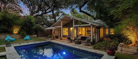 Ulkouima-allas, lämmitetty uima-allas