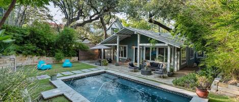 Piscine extérieure, piscine chauffée