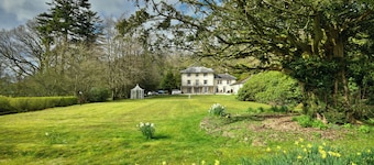Lovelady Shield House