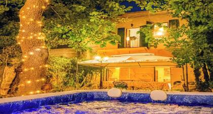 Leonardo House Pisa Garden Center Whirlpool Pool