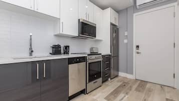 Microwave, oven, stovetop, dishwasher