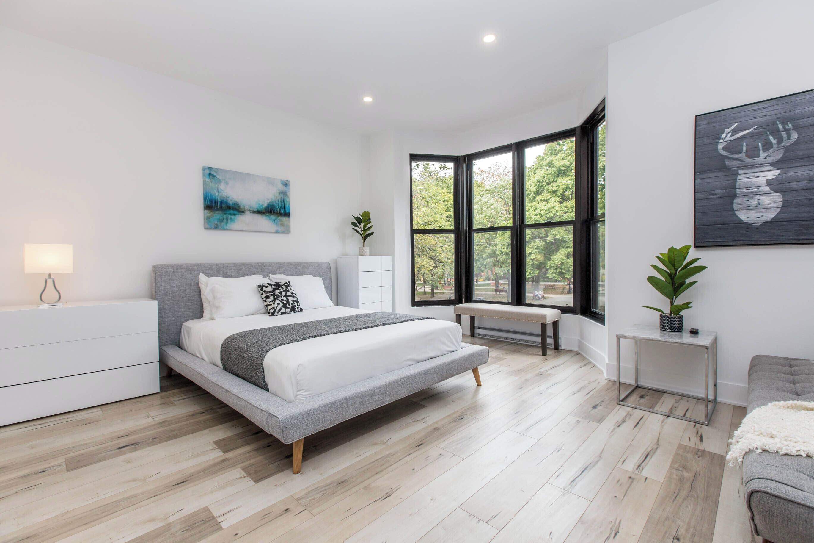 1 chambre, fer et planche à repasser, Wi-Fi, draps fournis