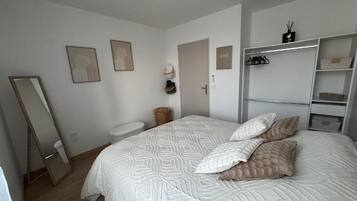 2 chambres, fer et planche Ă repasser, lit parapluie, Wi-Fi gratuit