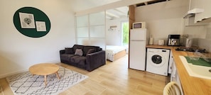 Interior - STUDIO 30 M2 (Labastide-Saint-Sernin)