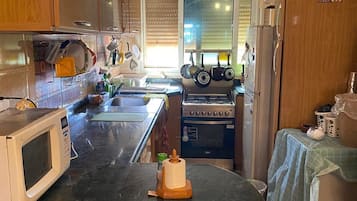 Microondas, placa de cocina