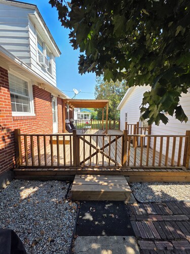                                          CLOSE TO EVERYTHING!!