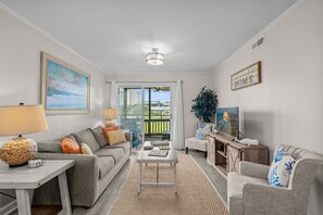 Téléviseur, lecteur de DVD, chaßne audio