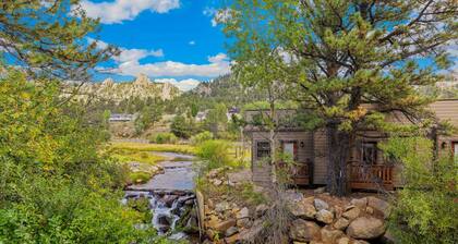Riverside Luxury in the Heart of Estes Park