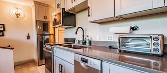 One Bedroom Cascades A-16, beautifully updated, sleeps 6