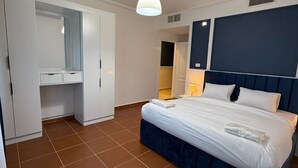 Apartment, 3 Bedrooms, Accessible, Smoking - 3bedroom Aprt of 200sqm Near Movenpick Hotel Amman (Amman)