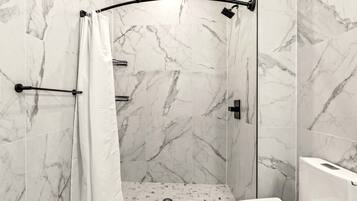 Shower, shampoo