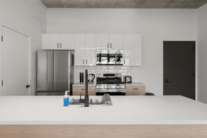 Unclassified image, 3 of 17, button