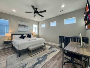 3 chambres, fer et planche à repasser, lit parapluie, Wi-Fi