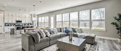 Televisión y oficina