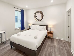 2 bedrooms, WiFi, bed sheets