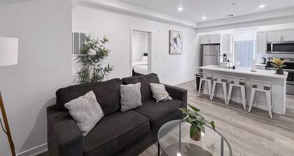 Charming 2BR Sleeps 6 Near Historic Philly Spot