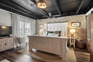 1 habitación, tabla de planchar con plancha, wifi gratis y ropa de cama 