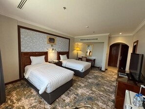 In-room safe, desk, laptop workspace, blackout drapes