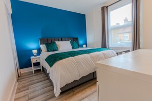 3 bedrooms, iron/ironing board, free WiFi, bed sheets