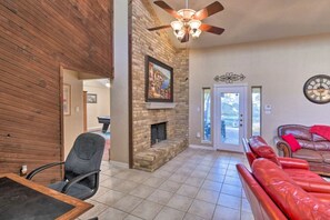 Interior - 3 Bedroom with a Pool (Bedford)