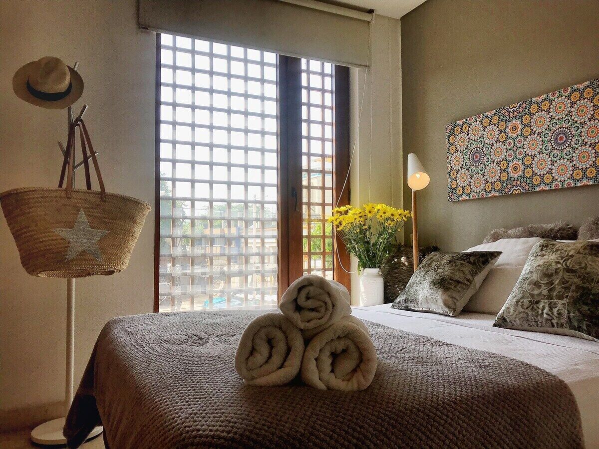 2 chambres, fer et planche à repasser, Wi-Fi, draps fournis