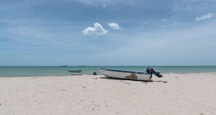 New Espectacular Villa Cabana en la playa