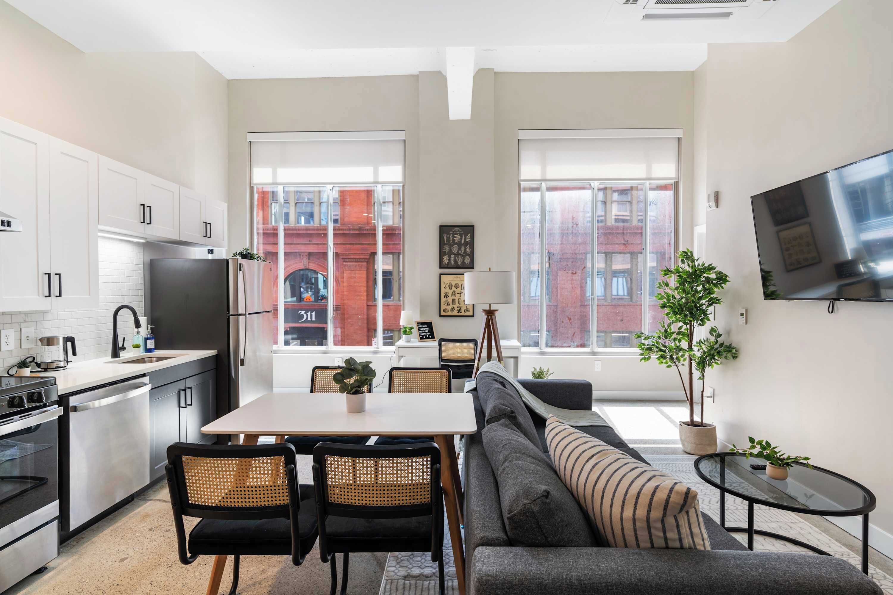 Deluxe Apartment | Living area