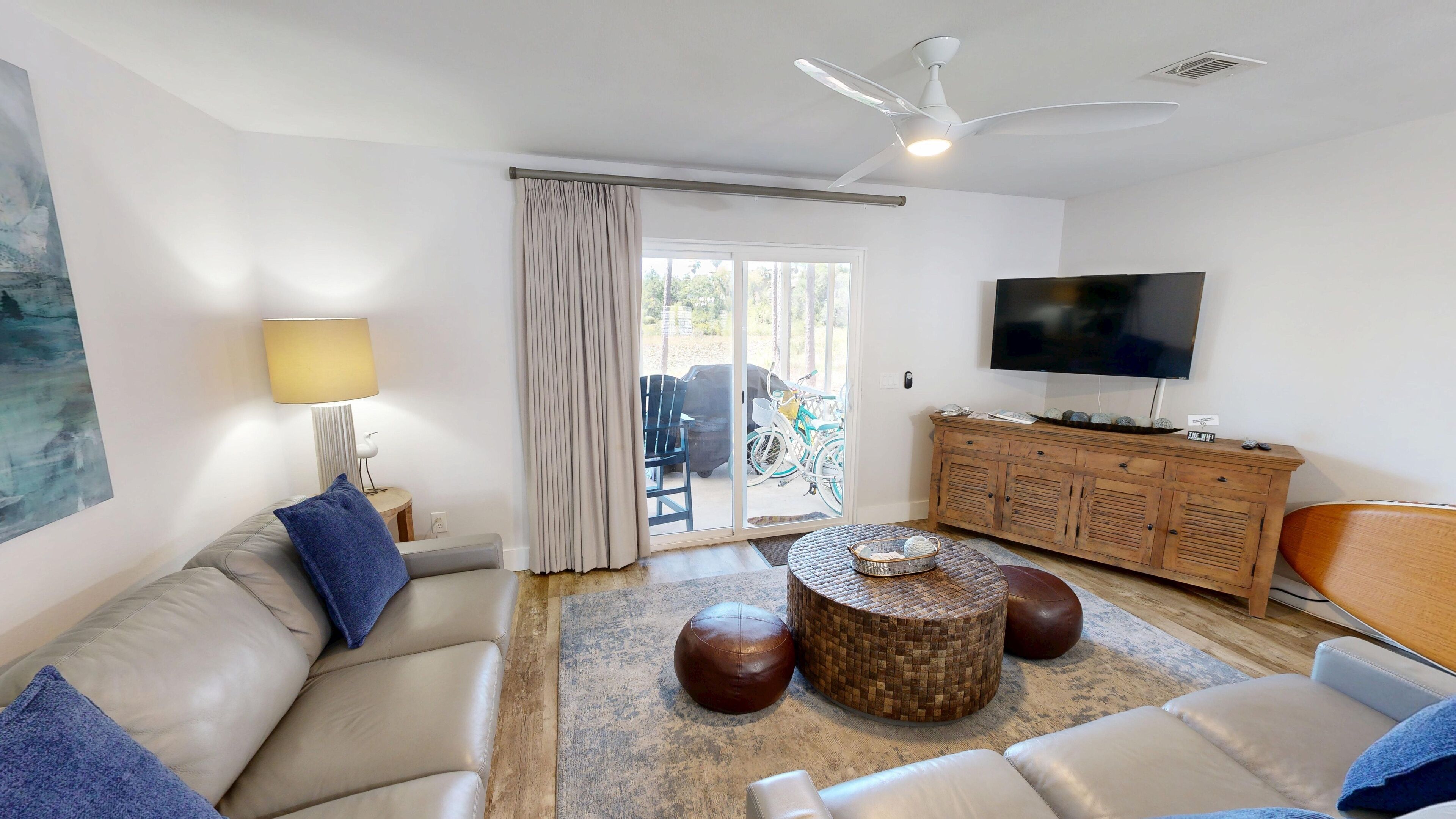 Townhome, 2 Bedrooms | Living area