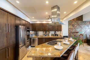 公寓 | 3 間臥室、網路服務