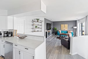 House | 5 bedrooms, Internet