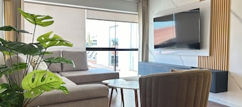 Elegant and Centrally Located Vallecito Apartment