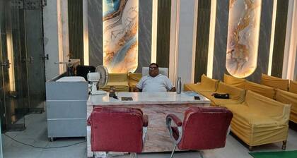 J.R Palace Hotel & Banquet