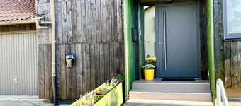 Stylish new vacation apartment (Yarin)