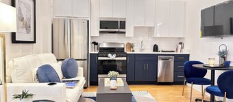 Downtown 1BR Apt, Queen+Sofa bed, Walk to Convention Center