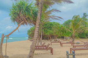 Garden view - Blue Water Paradise Akurala (Akurala)