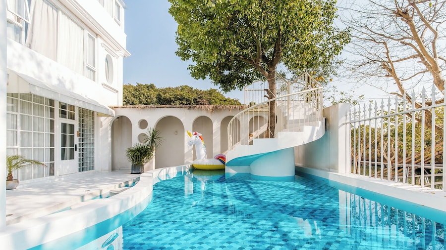 Shanghai Ruochu Designer Guesthouse-Near Shanghai Pudong Airport & Disneyland