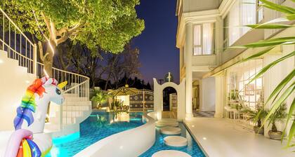 Shanghai Ruochu Designer Guesthouse-Near Shanghai Pudong Airport & Disneyland