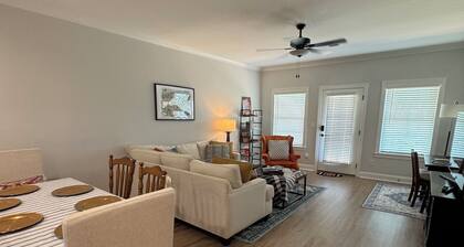 Quiet family friendly townhome minutes from Auburn’s campus