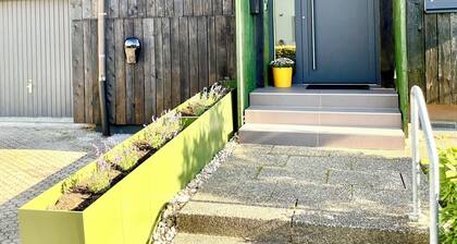 Stilvolle neue Ferienwohnung (Fides)