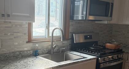 4-bedroom single-family house on a producing orchard of 10 square feet.