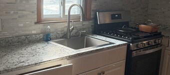 4-bedroom single-family house on a producing orchard of 10 square feet.